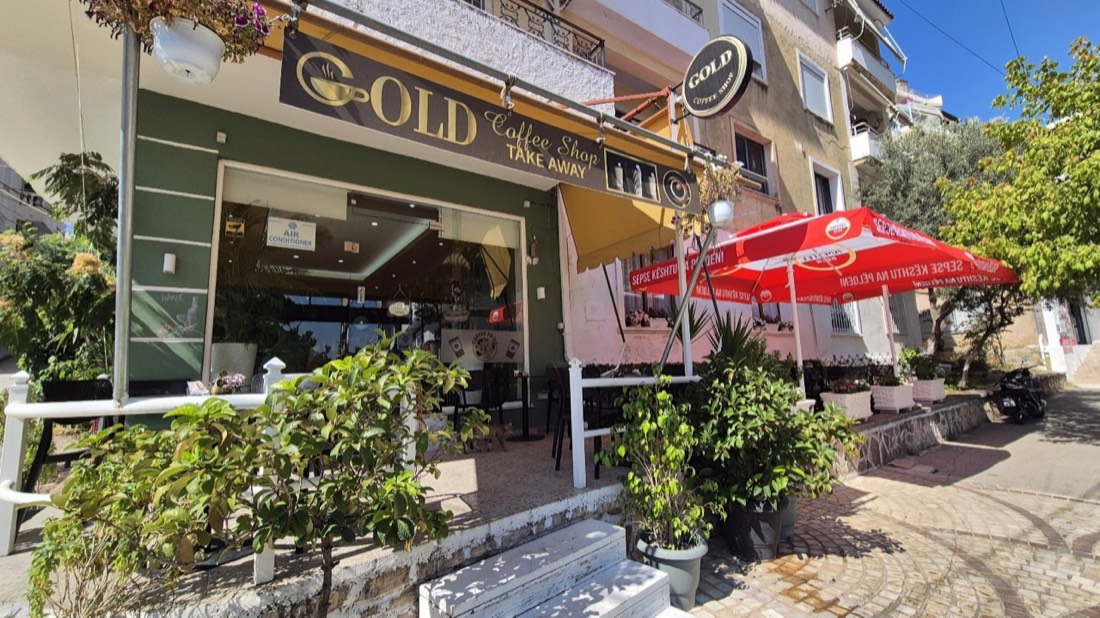 Gold coffee shop 2