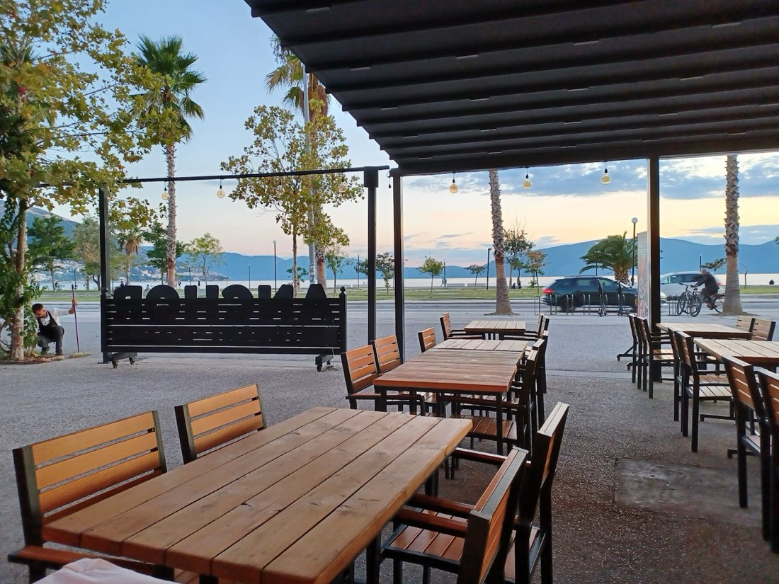 Pizzeri Bar Restorant "Anchor" 2