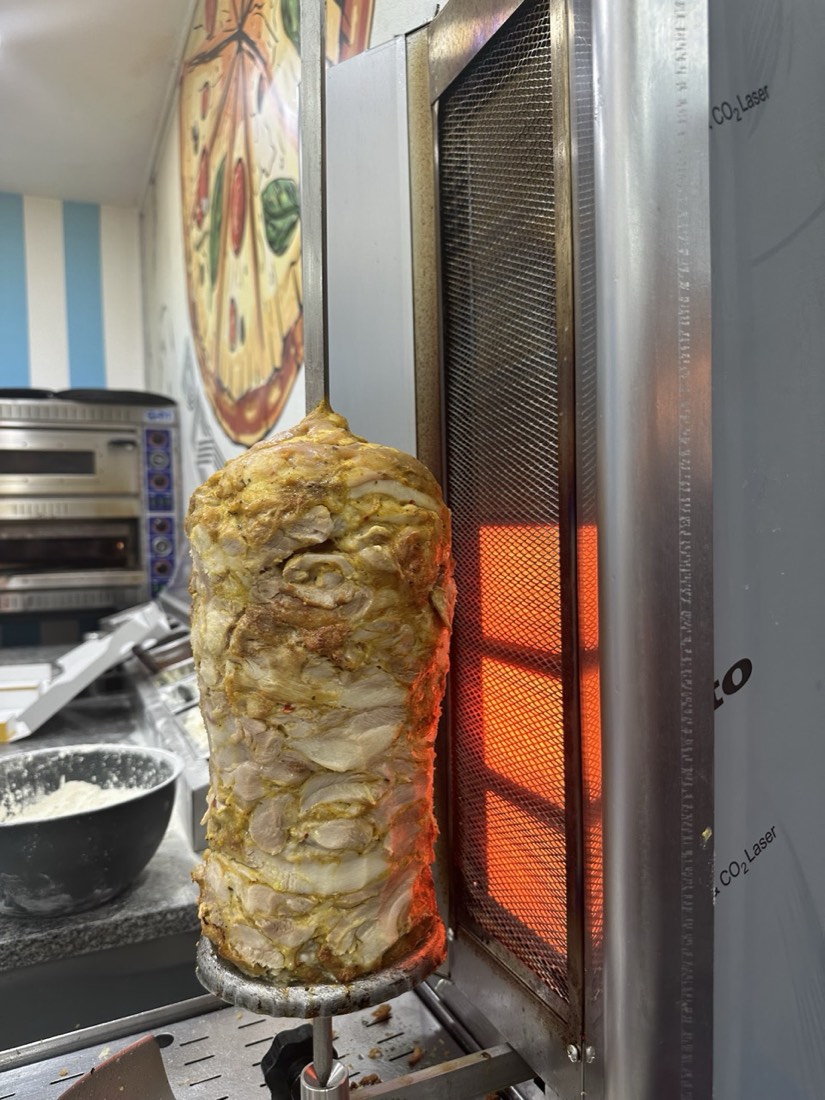Pizzeria "Napoli" Himarë 2