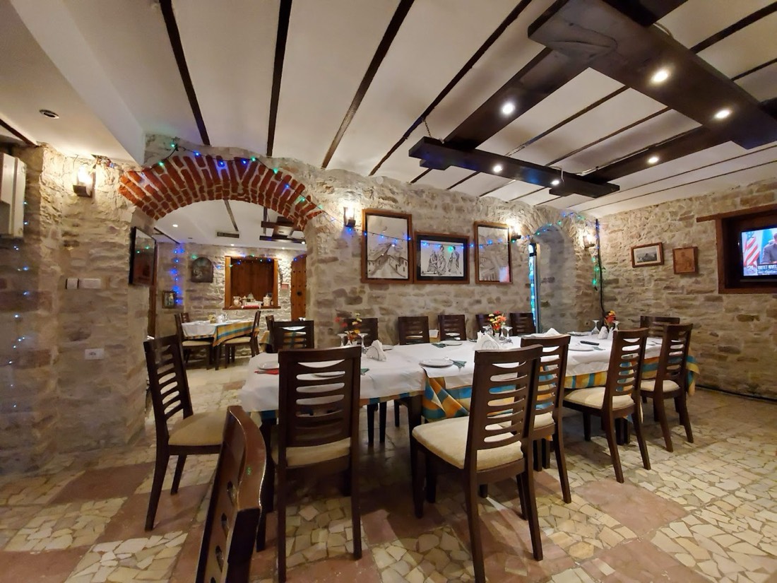 Restaurant-Pizzeri "Kashah" 2