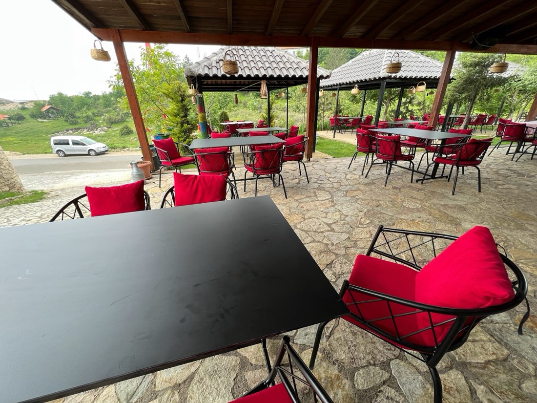 Restorant “Dush Kau“