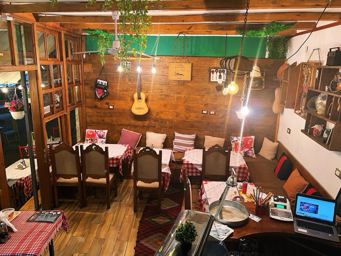 SIMPLE RESTAURANT HALLALL