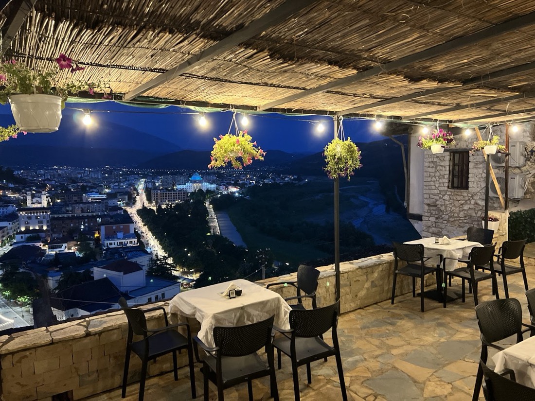 Terrace 360° Lion (Bar&Restaurant)