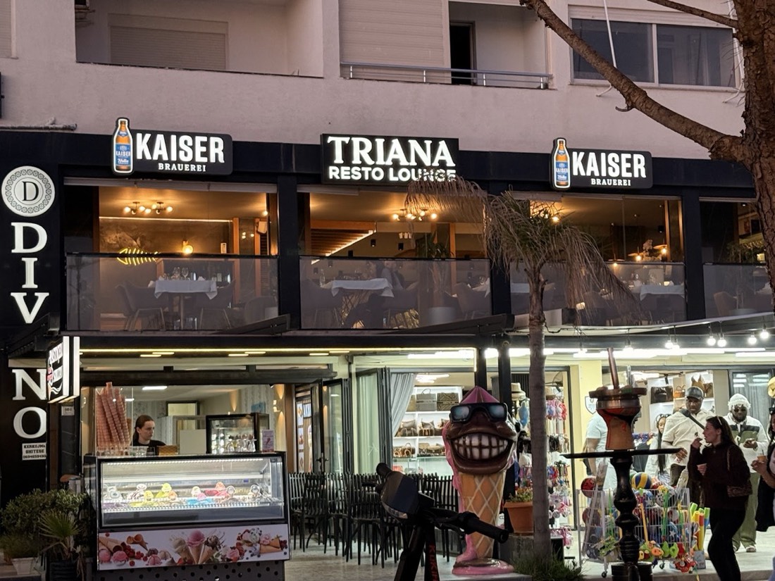 Triana Resto-Lounge 2