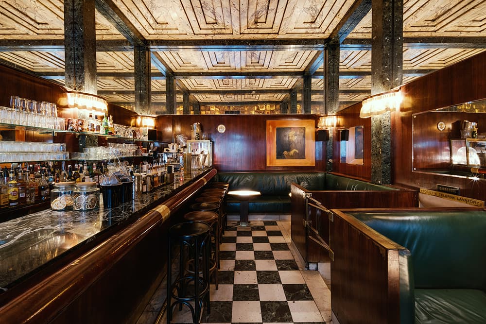 Cocktail bars & nightlife