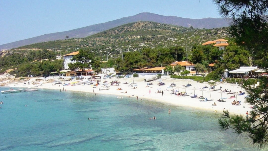 Cazare în Thassos cu copii mici: zone, facilități și greșeli de evitat — articol Thassos.online