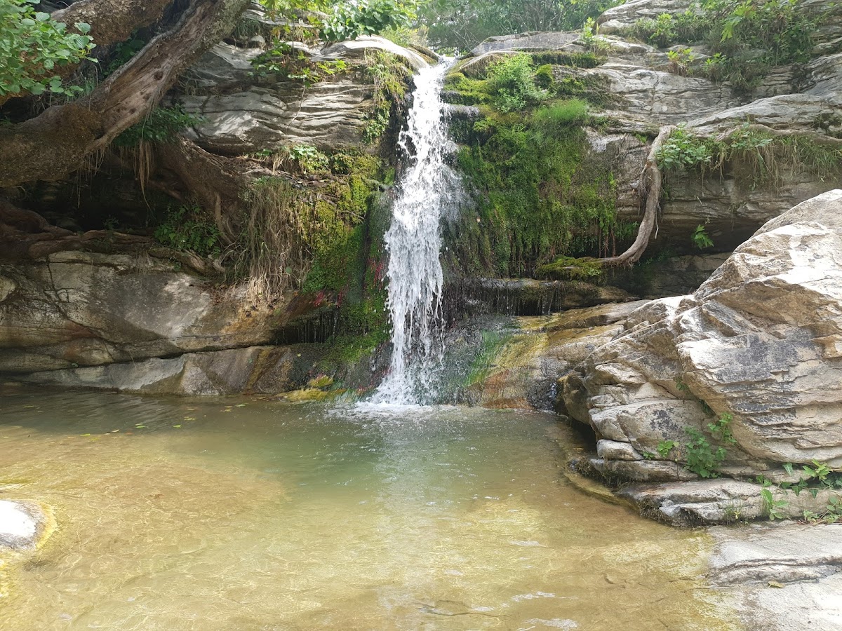 Cascada din Maries — Atracții naturale în Thassos