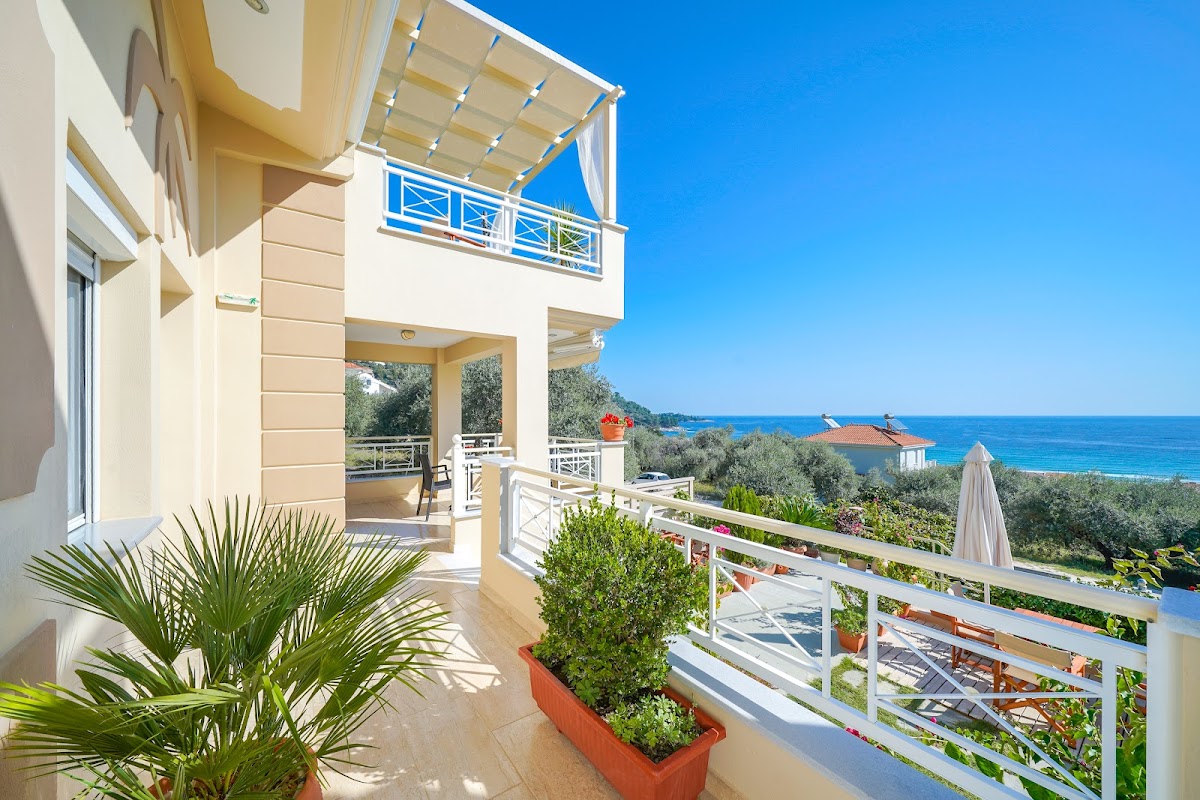 Villa Finikas Luxury Suites & Apartments Golden Beach Thassos — cazare în Golden Beach, Thassos
