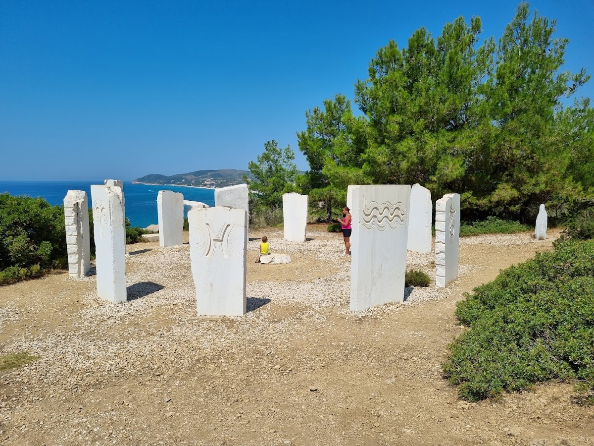 Crown of Limenaria — Biserici în Thassos