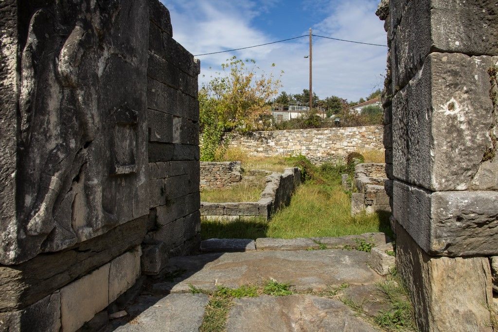 Gate of Silenus, Thassos