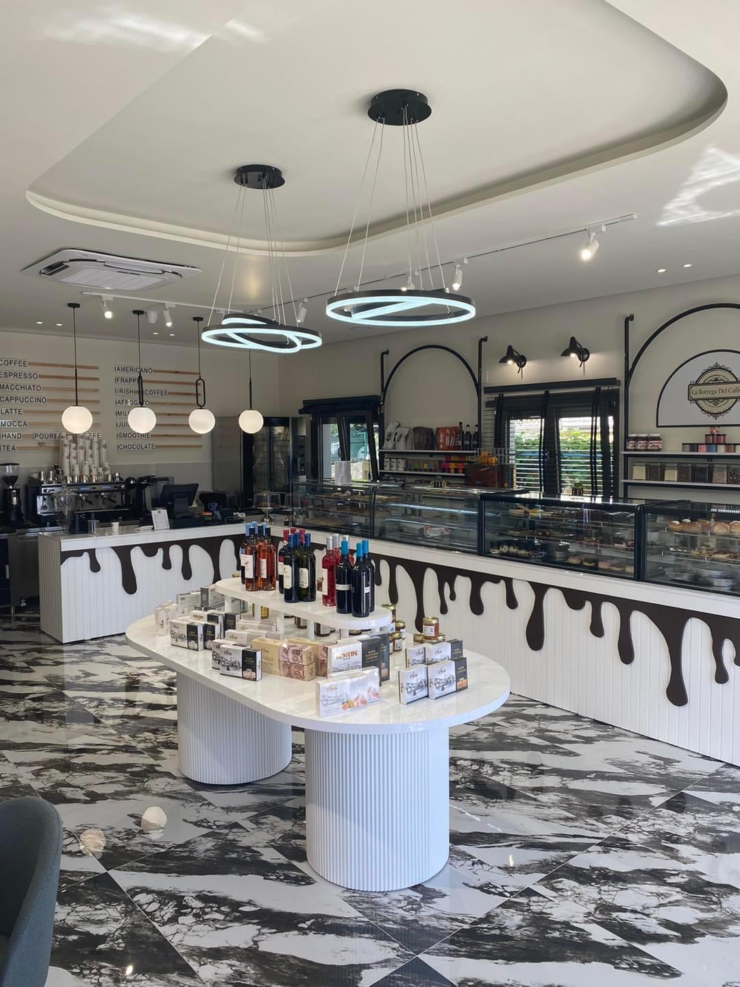 La Bottega del Caffè — Comercianți în Thassos