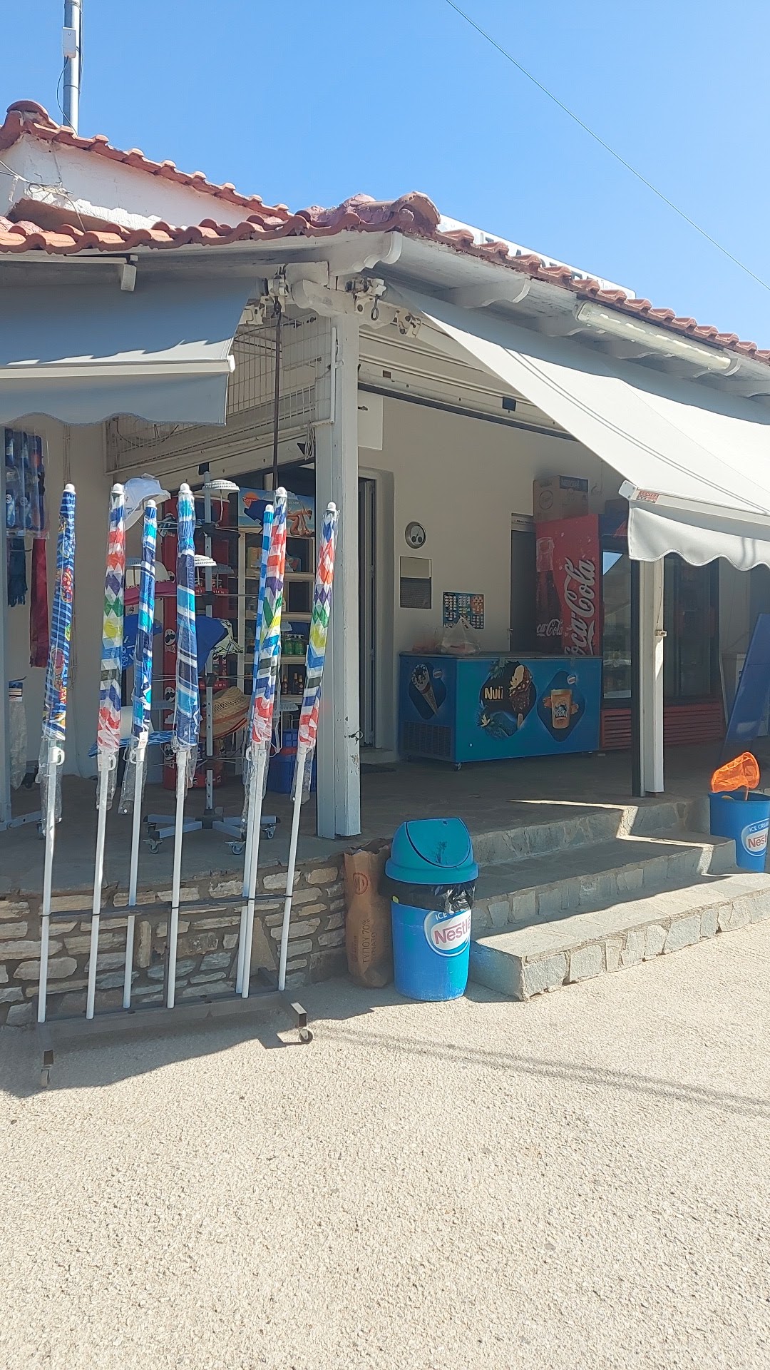 Mathios Market — Comercianți în Thassos