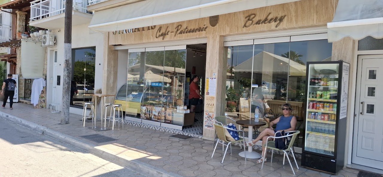 Stamatis Patisserie — Comercianți în Thassos