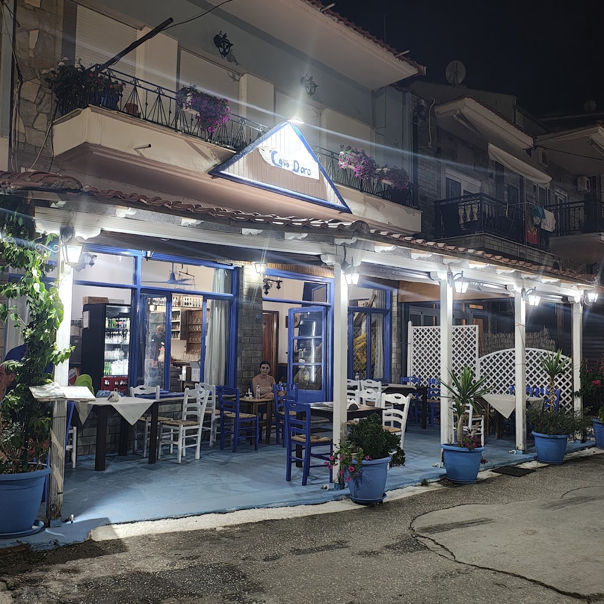 Cavo d' oro taverna, Thassos