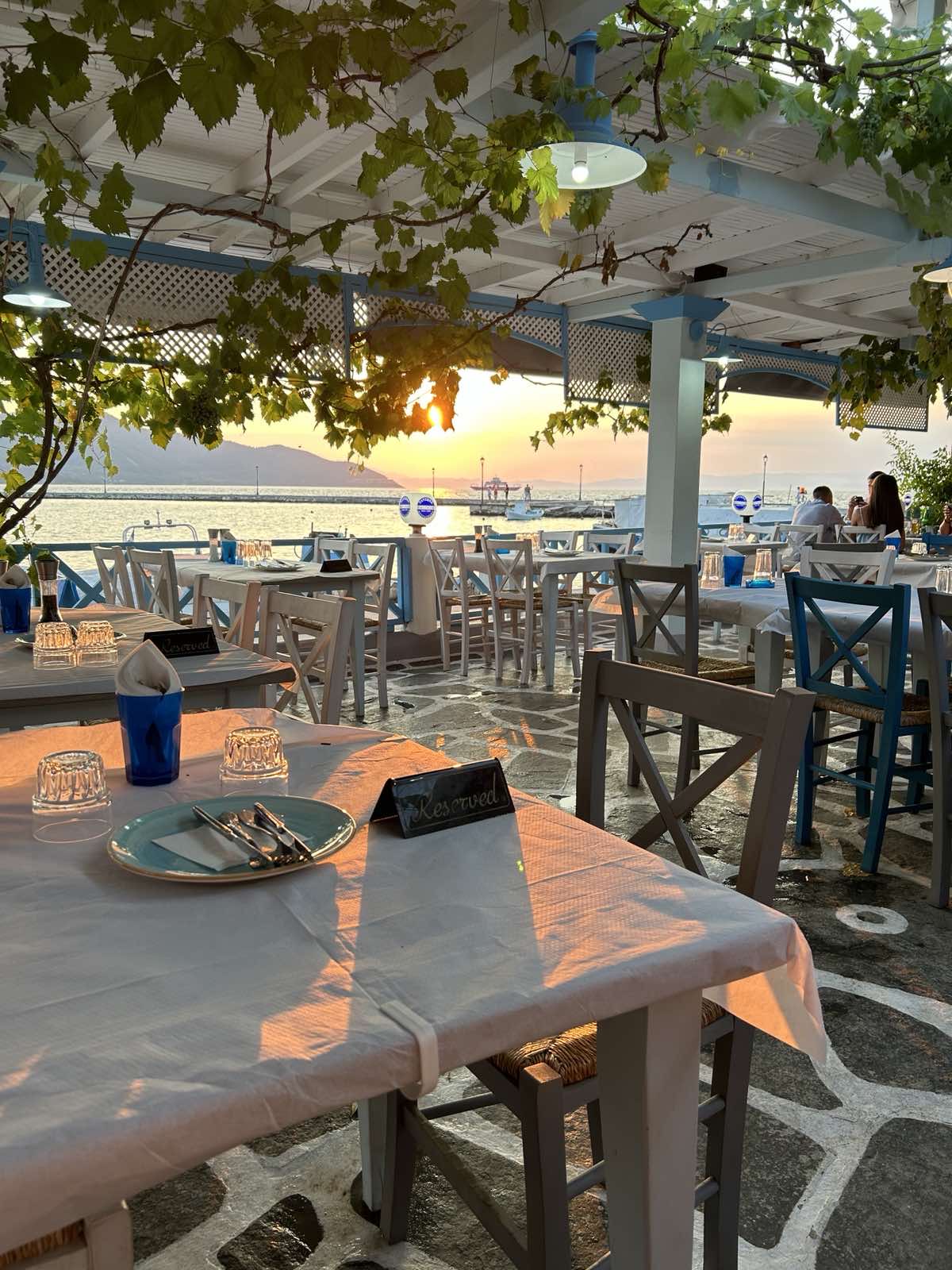 Mythos Taverna&Frutti Di Mare — tavernă în Limenas, Thassos