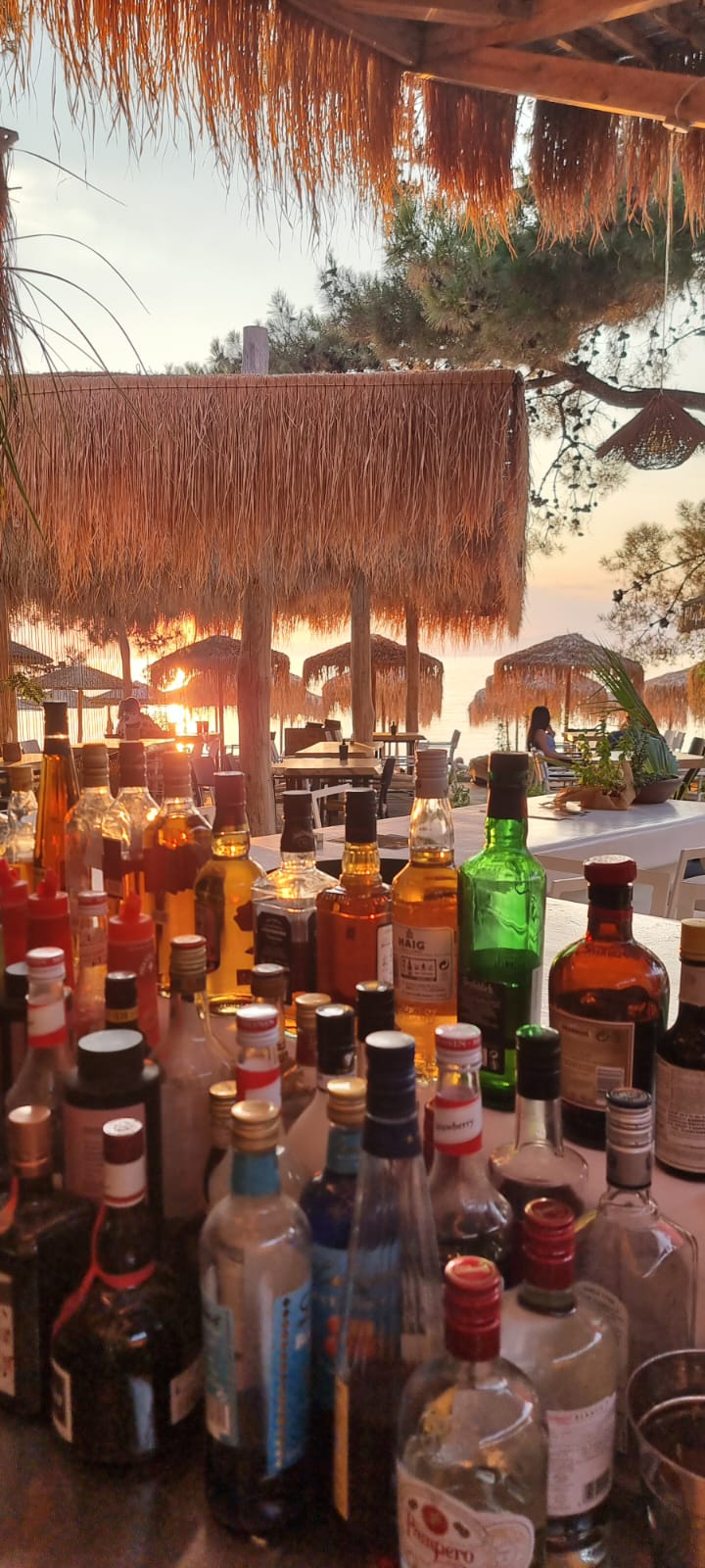 Pachis Beach Bar — tavernă în Paradise Beach, Thassos
