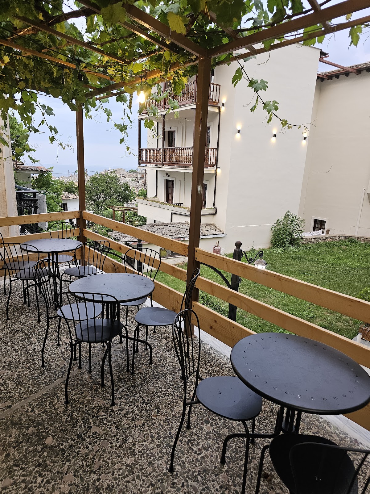 Thassitsa — tavernă în Skala Panagia, Thassos