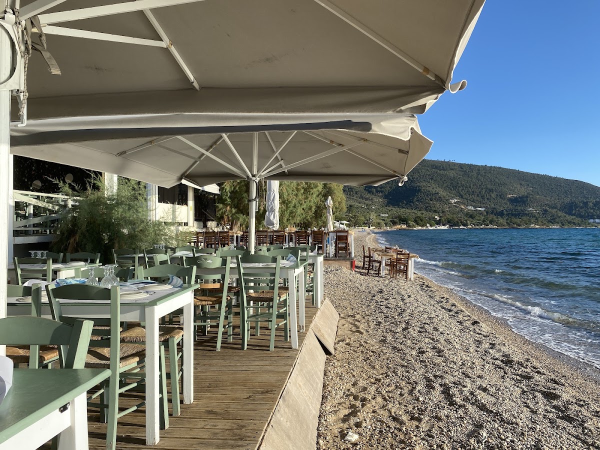 To Palio Klisma Fish Tavern, Thassos