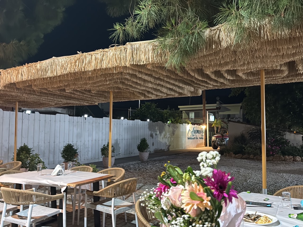 Anemos Beach Bar & Restaurant — tavernă în Skala Prinos, Thassos