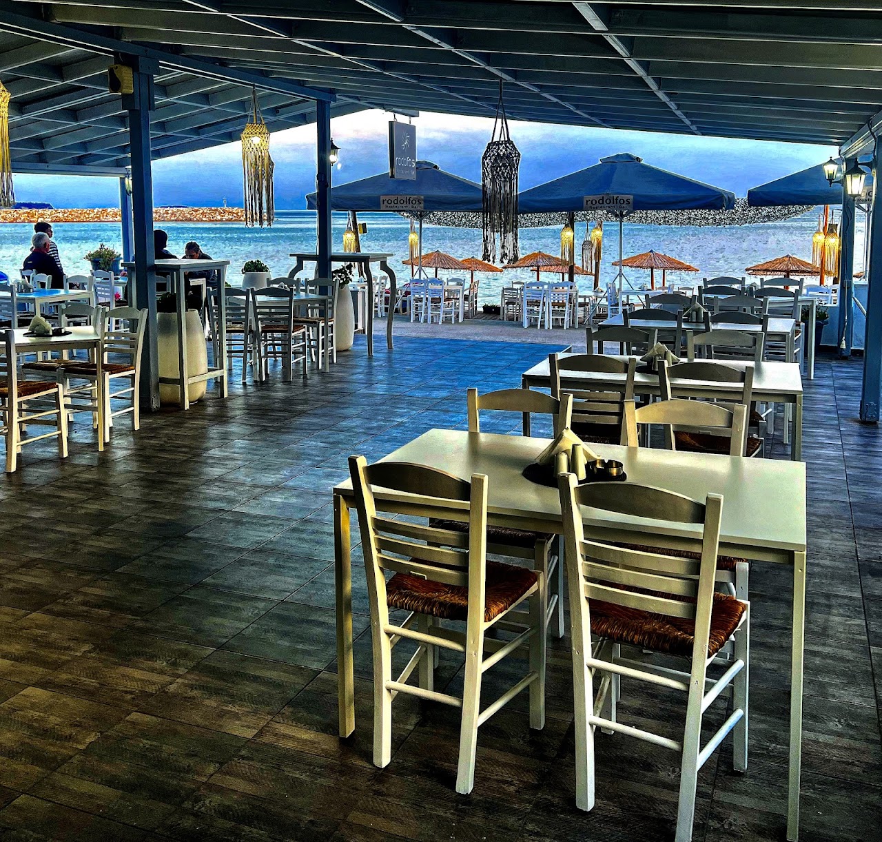 Rodolfo's Restaurant Bar — tavernă în Limenaria, Thassos