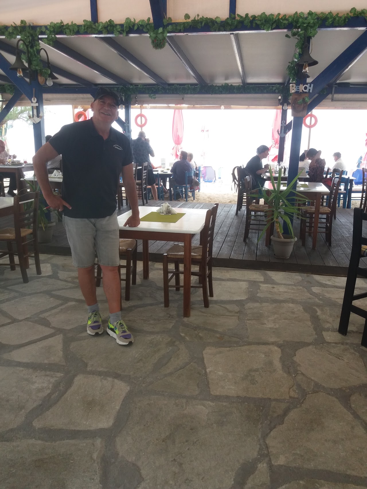 Στράτος-Stratos Beach restaurant — tavernă în Limenas, Thassos