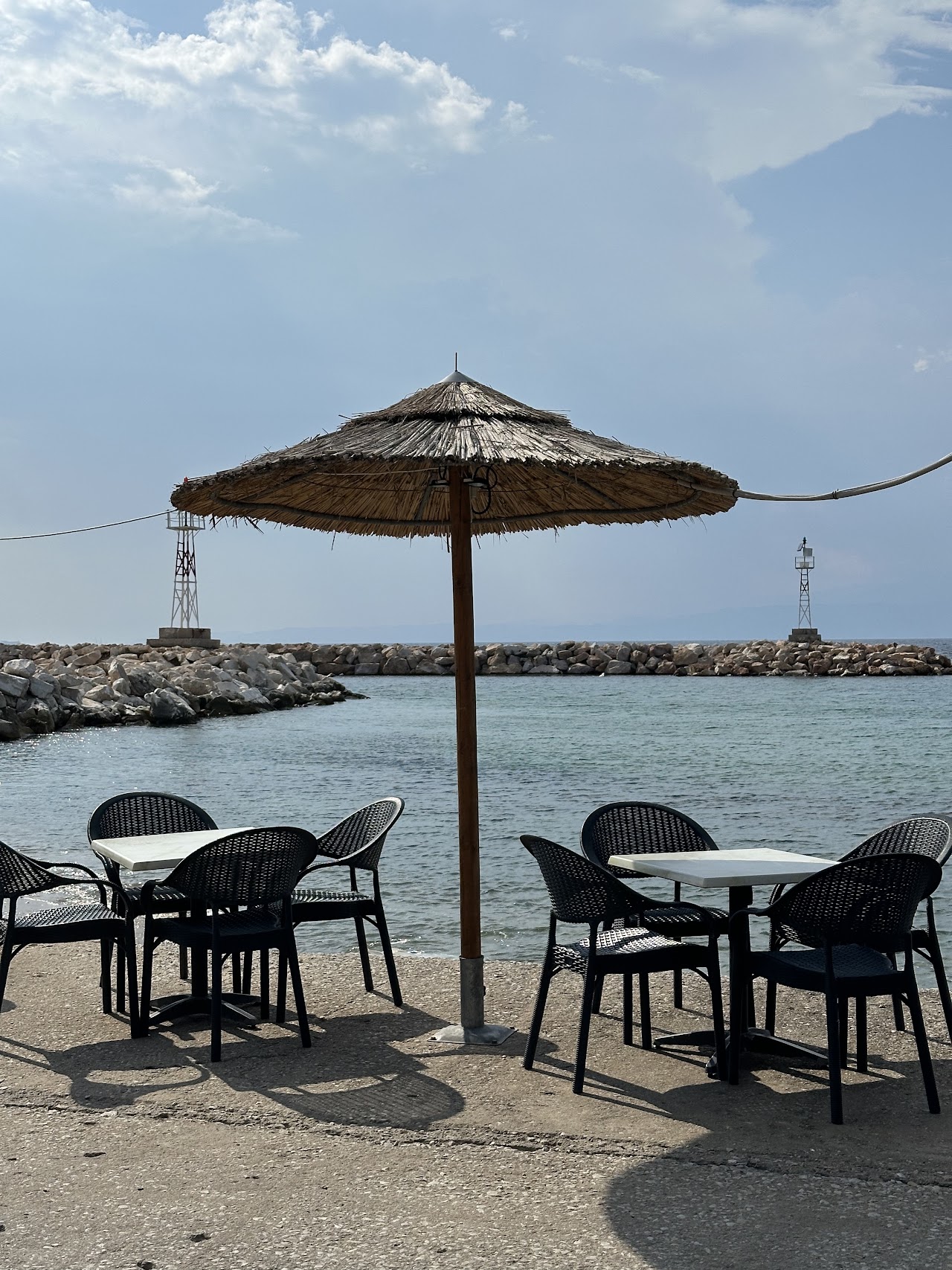 The Lighthouse Snack Bar — tavernă în Skala Prinos, Thassos