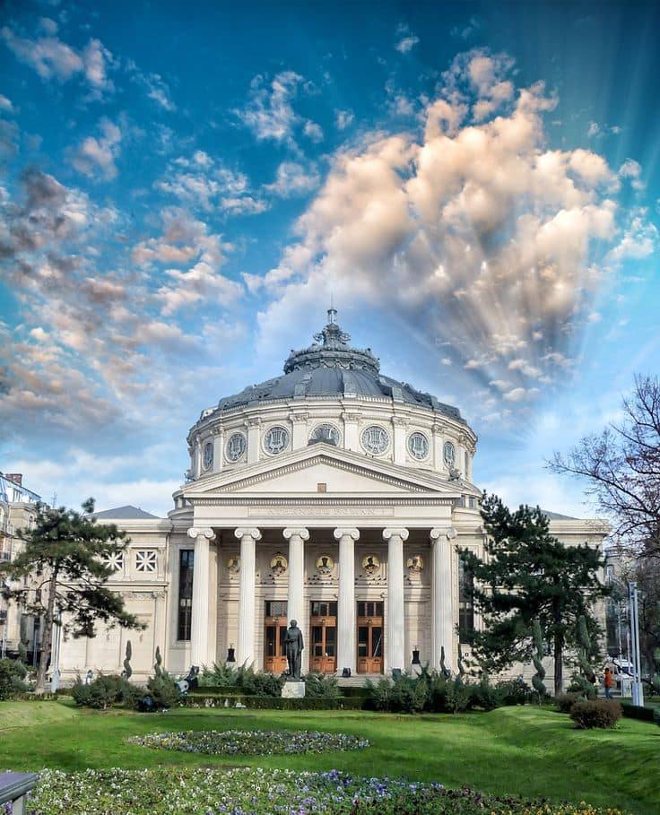 Merită vizitat Bucureștiul? Un răspuns onest