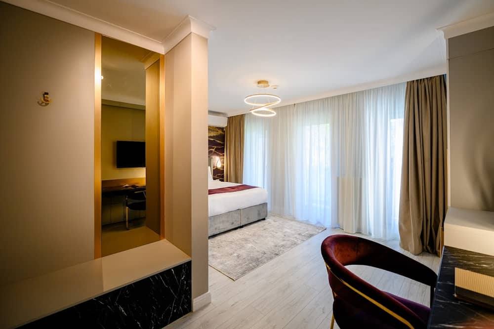 ELITTE INN & SUITES — 2