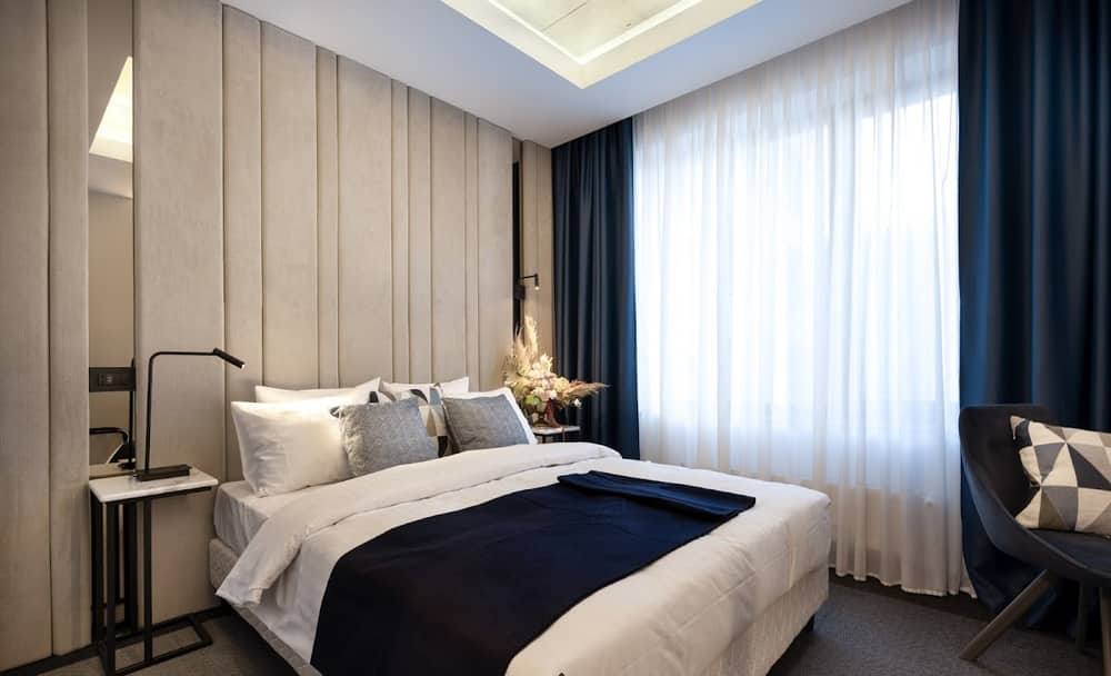 Union Plaza Hotel — 2
