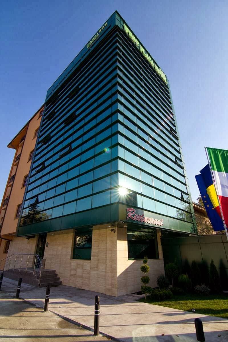 West Plaza Hotel