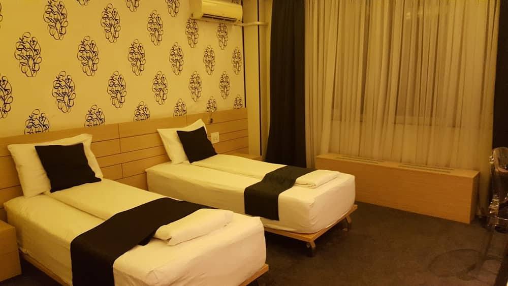 Z Executive Boutique — 2