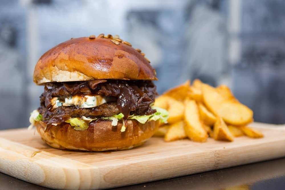 Burger Peter Militari — 2