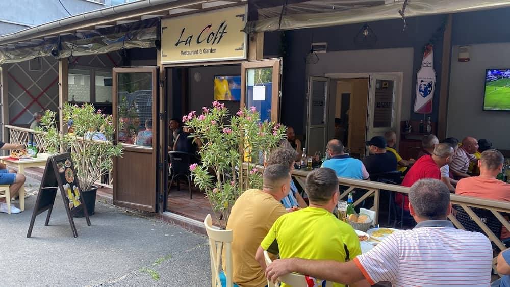 La Colț Bar & Grill